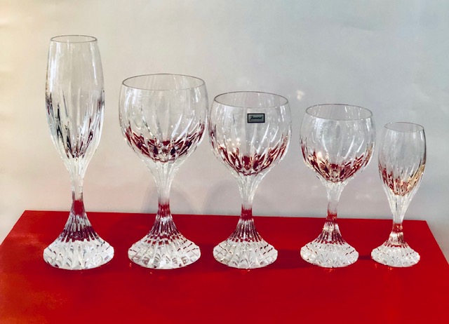Service de verres en cristal de Baccarat, modèle Masséna.