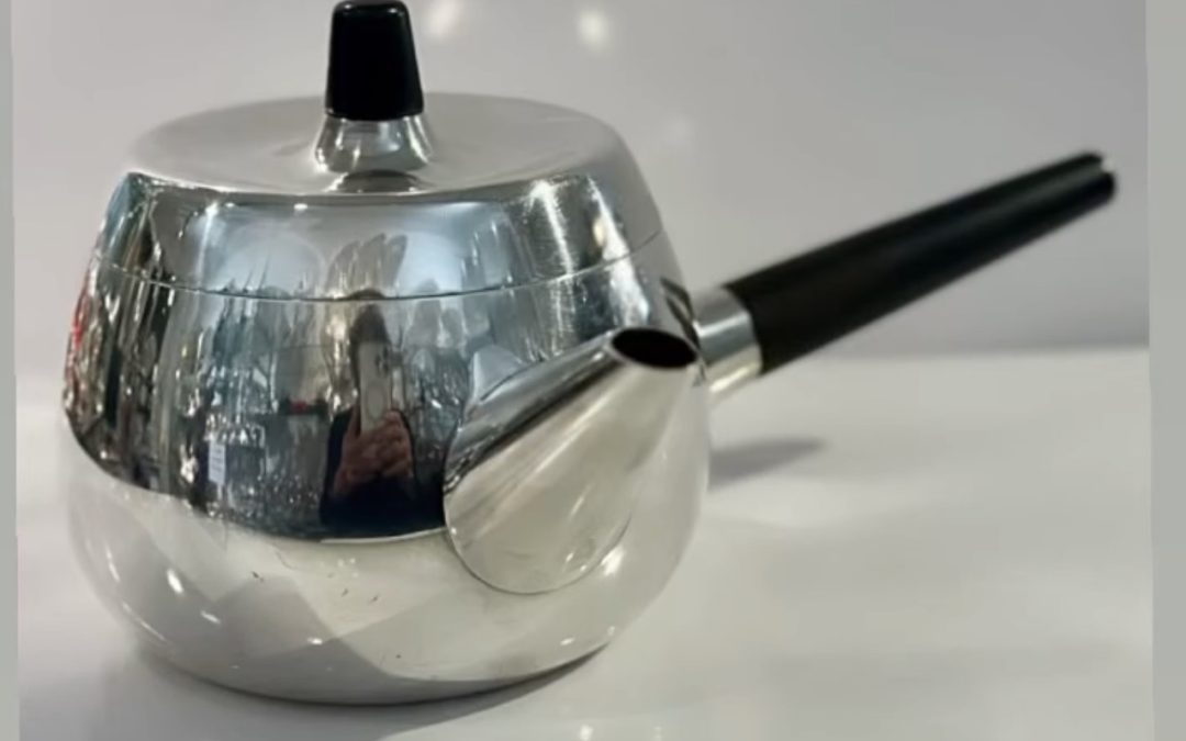 Georg Jensen – théière – argent massif.