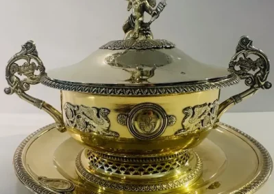 Pièce d’orfèvrerie de haute qualité, en vermeil.