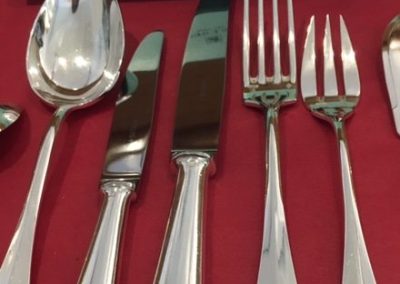 Ménagère Ercuis – modèle baguette – 102 pièces