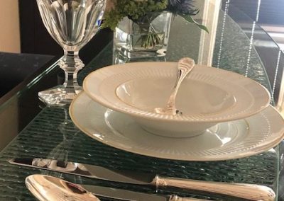 Exceptionnelle ménagère Christofle-modèle Rubans-138 pièces-dans son coffre