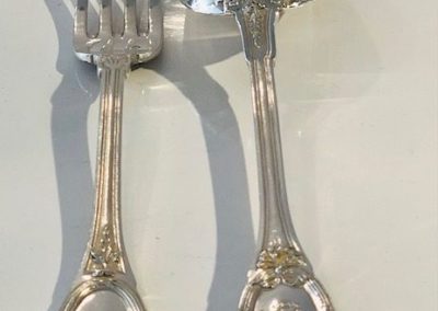 Ménagère, Ruban Croisé, en argent massif, signée Hénin !