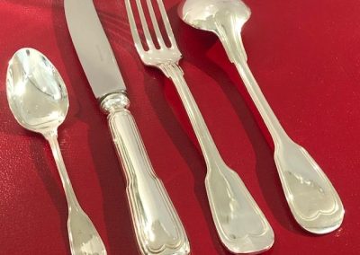 Ménagère, modèle Filet, en argent massif !