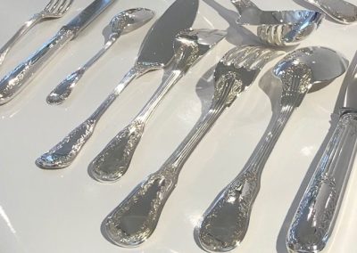 Ménagère, Puiforcat, en argent massif, modèle Ségur, 105 pièces, à saisir vite !