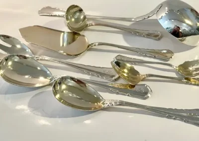 Ménagère allemande, en argent massif, 109 pièces.