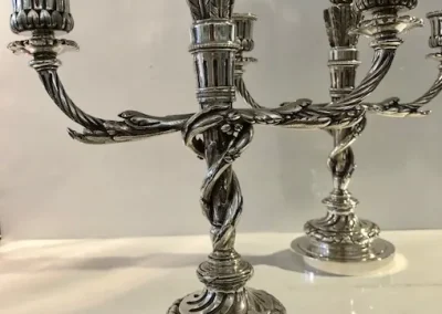 Paire de chandeliers deux lumières, aux carquois de flèches à saisir vite !