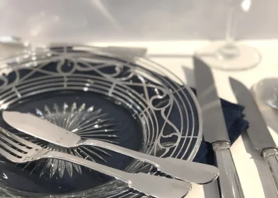 Ménagère Christofle – modèle Cluny – argent massif- 123 pièces.