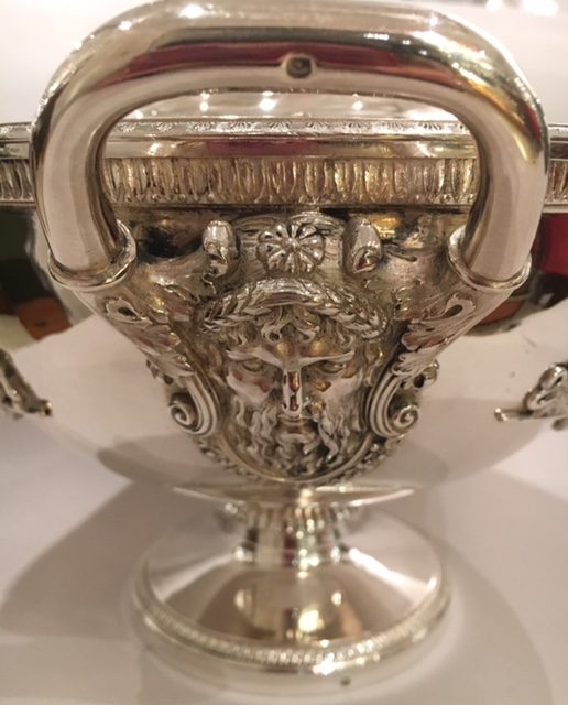 Soupière, début XIXème, argent massif