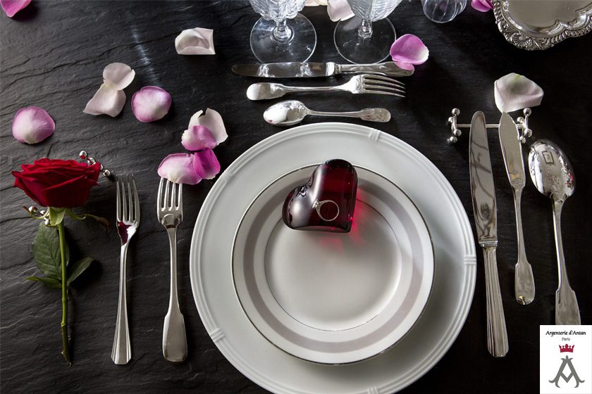 Opportunités sur des articles en argent : découvrez l'art de la table à la française