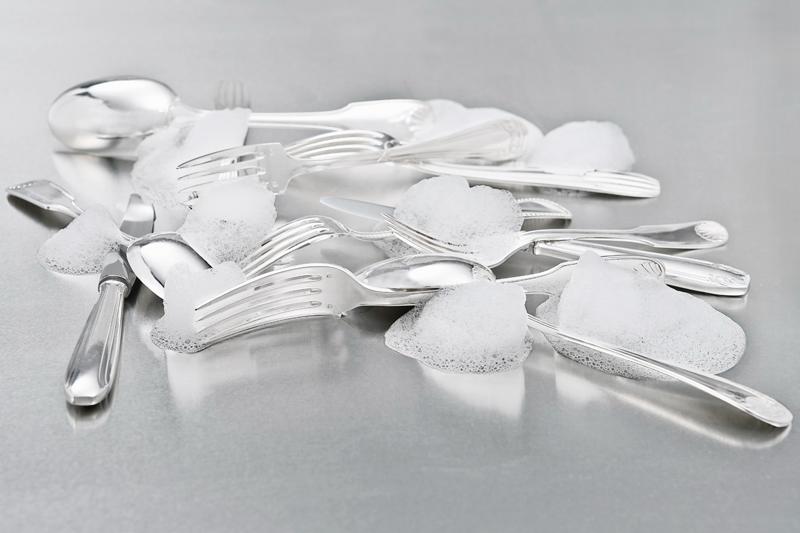 Nettoyage de l’argenterie pour les hôtels/restaurants