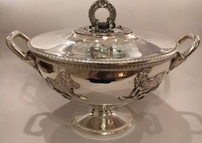 Soupière – début XIXème – argent massif – applications animalières