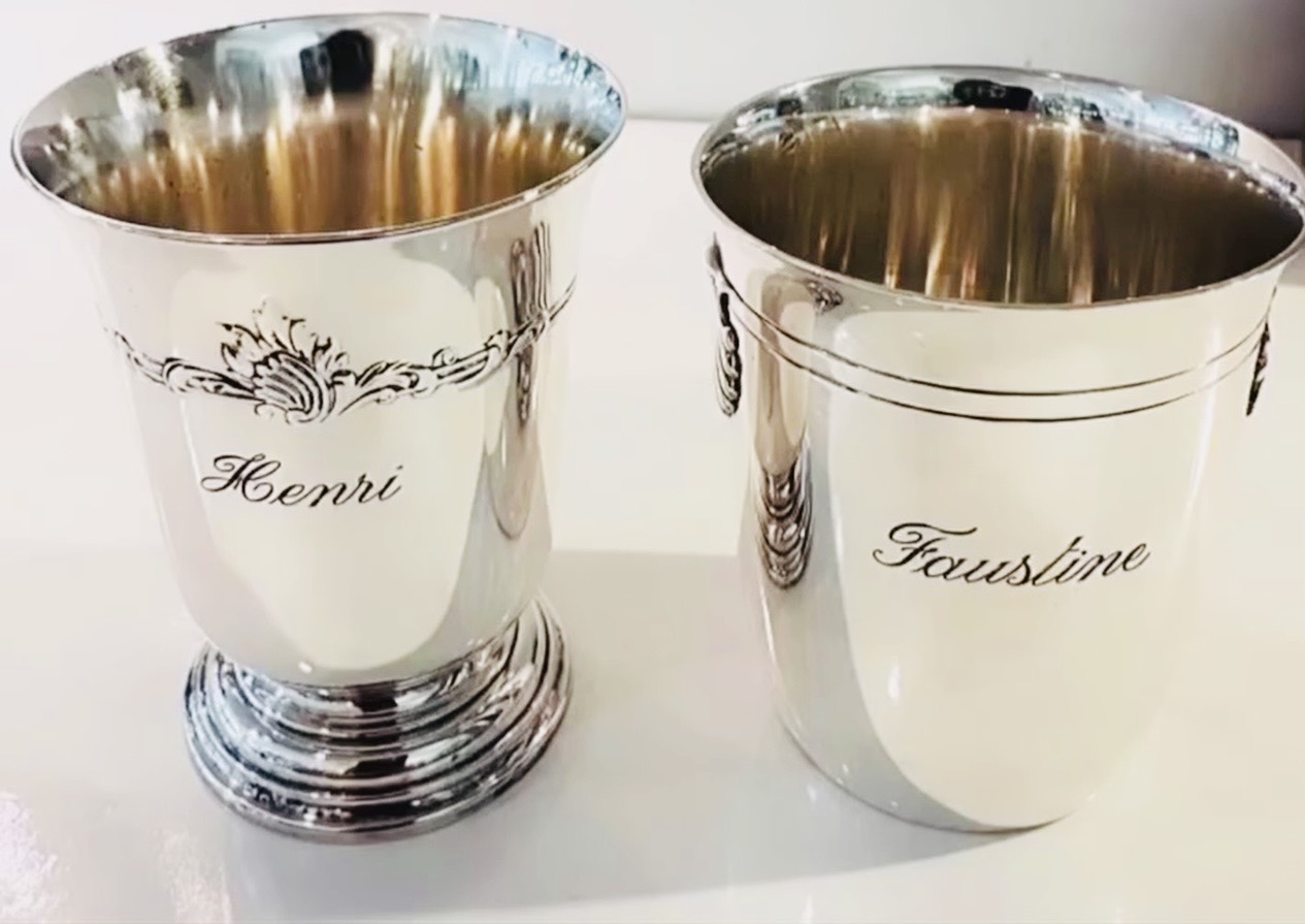 Gravures sur deux timbales