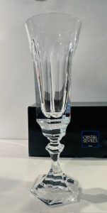 12 verres à eau et 12 flutes à champagne, modèle Chenonceau