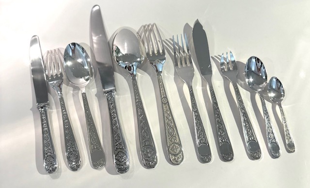 Ménagère Christofle, 133 pièces, modèle Villeroy