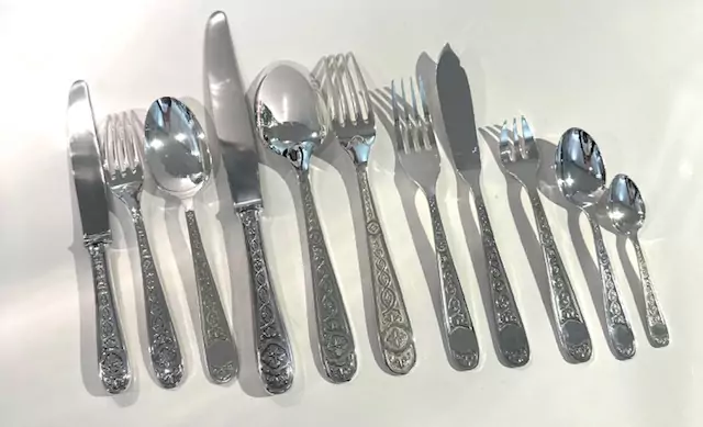 Ménagère Christofle, 133 pièces, modèle Villeroy