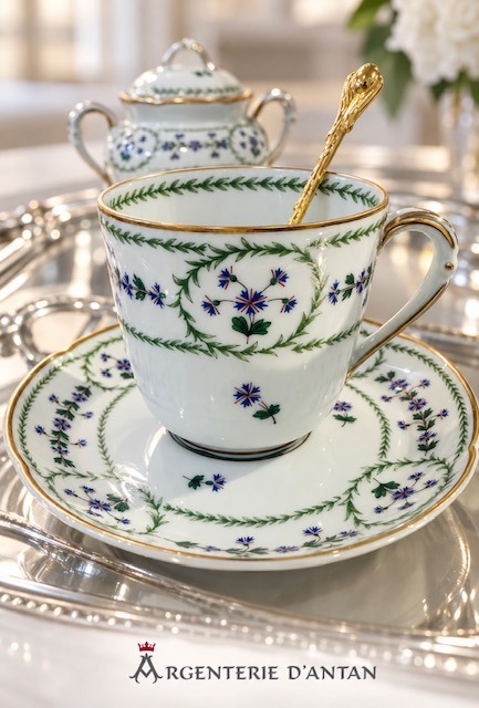 Service de table Bernardaud, modèle Barbeaux.